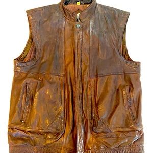LEATHER CARGO VEST WITH LINER BY LIAISON